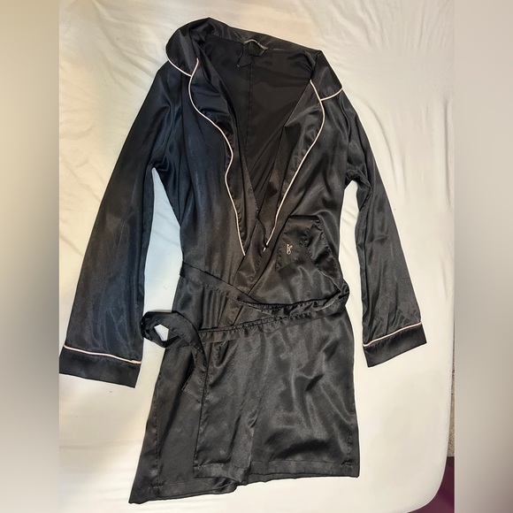 Victoria's Secret Black Satin Robe with Pink Accents - Picture 1 of 5
